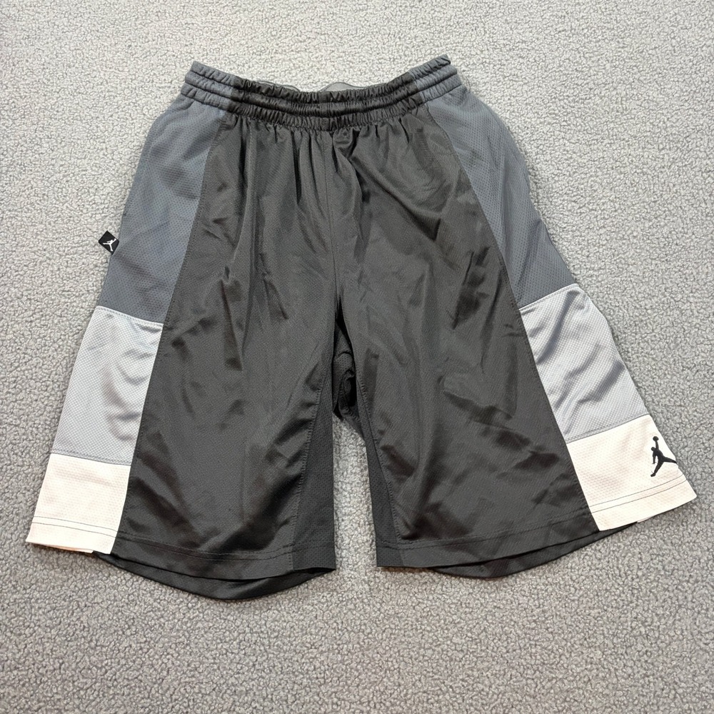 Jordan Shorts Boys Large Black Gray Colorblock Jumpman Athletic Mesh 1821-023